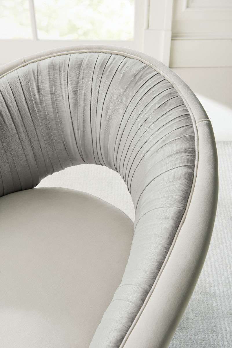 A COM-PLEAT TURN AROUND - Image 3